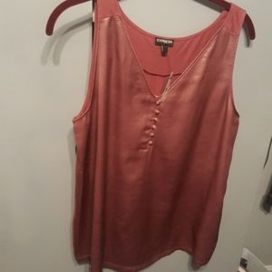 Express button front Gramercy Tank